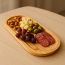 Kit Tábuas Servir Frios Petiscos 3 Ramequins Porcelana Molhos Temperos Bandeja Madeira Pinus Mesa Posta Decoração